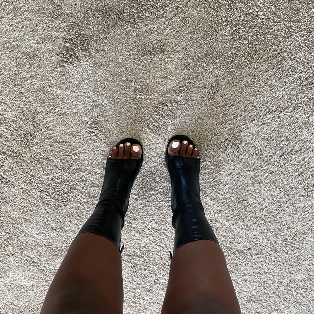 OPEN TOE HEELED ANKLE BOOTS